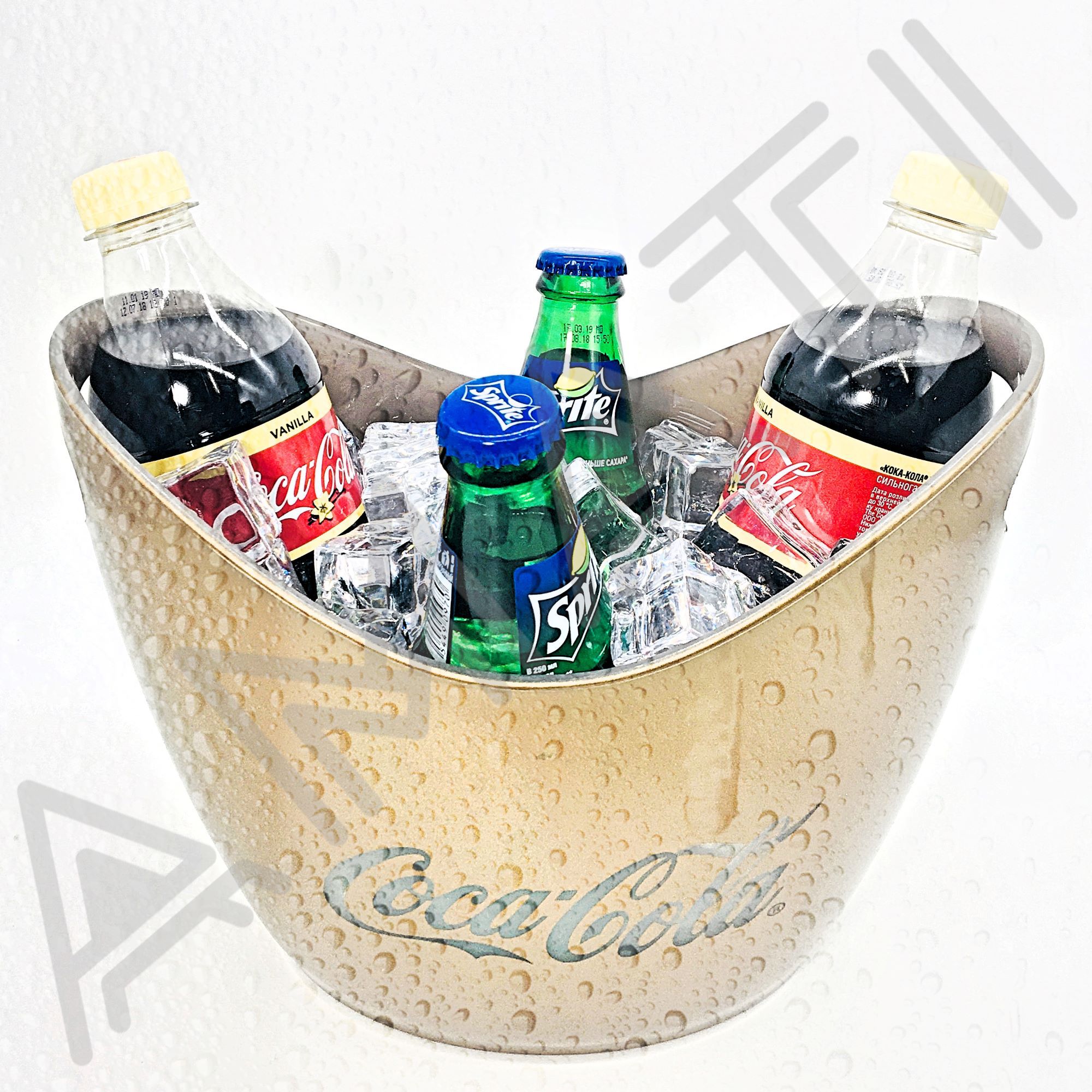 Праздничный набор - подарок от Coca-Cola